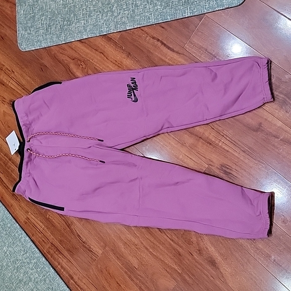 NWT Men's Jordan sweatpants - Picture 3 of 13